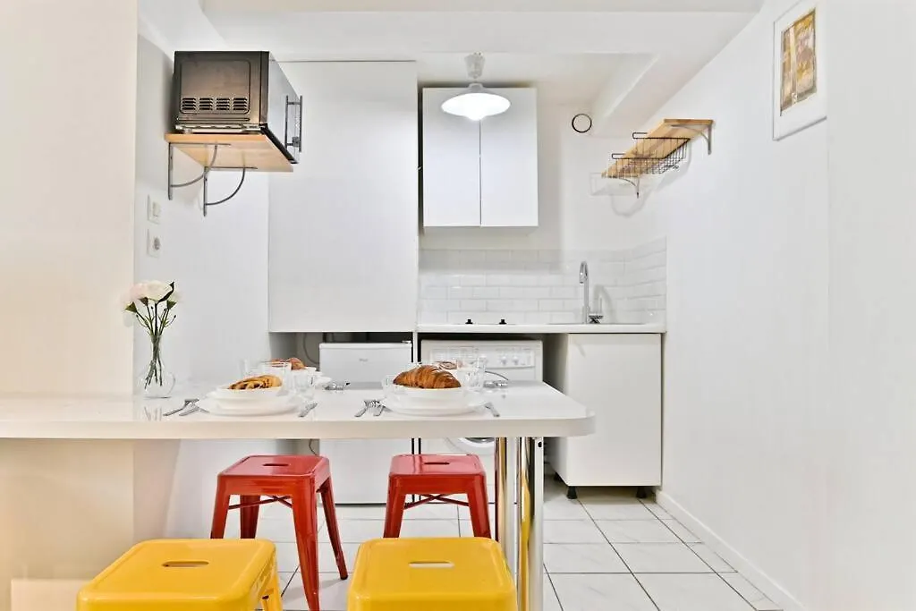 Appartement Proche Canal Saint Martin - II Parijs