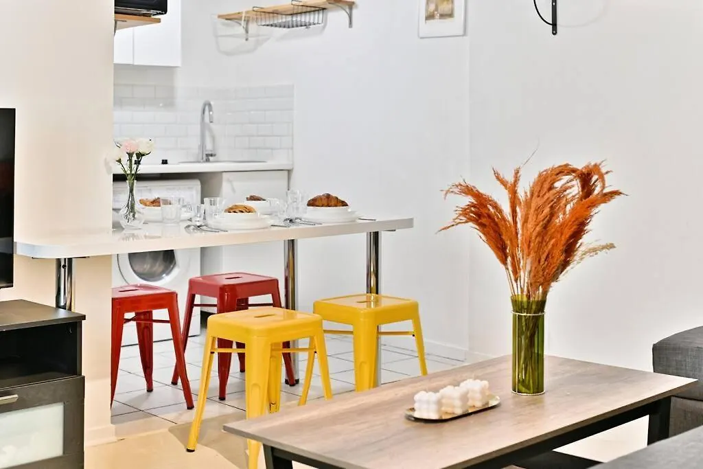 Appartement Proche Canal Saint Martin - II Paris 0*,